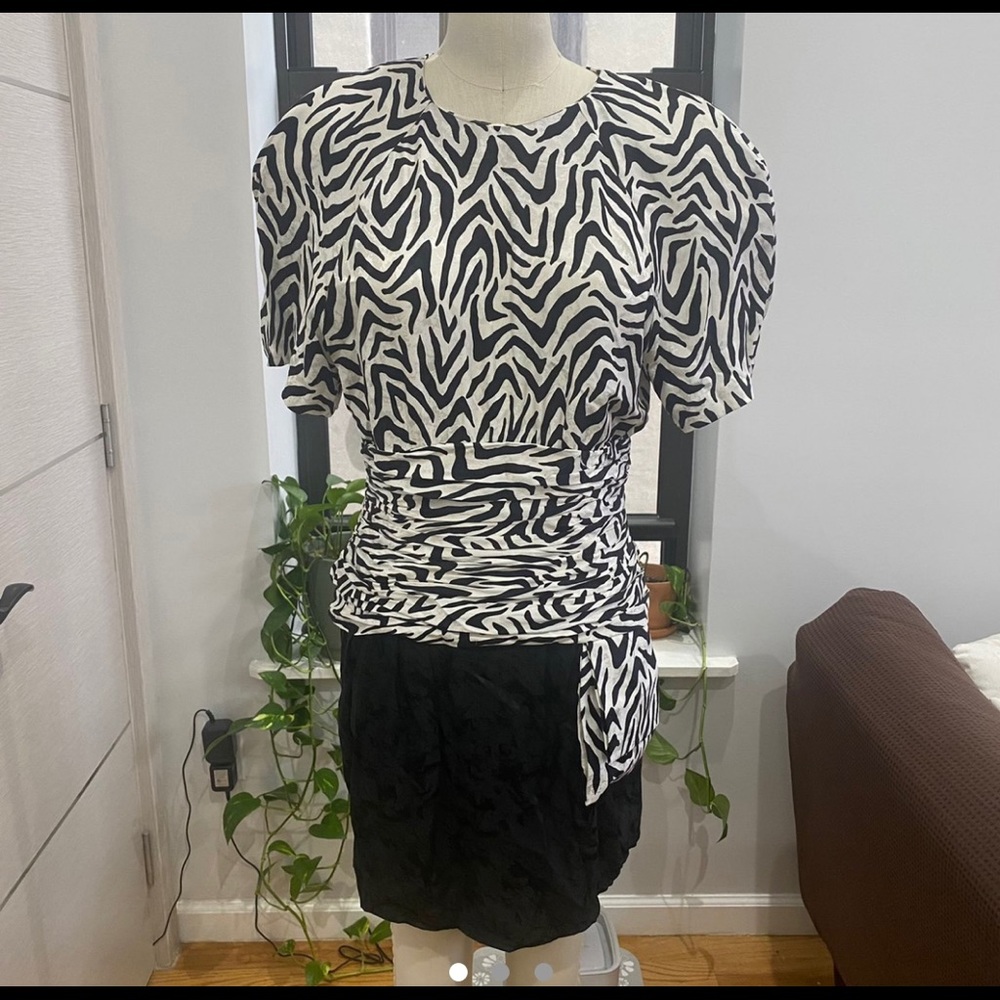 Vintage Maggie London by Jeannene Booher size 8 100% silk